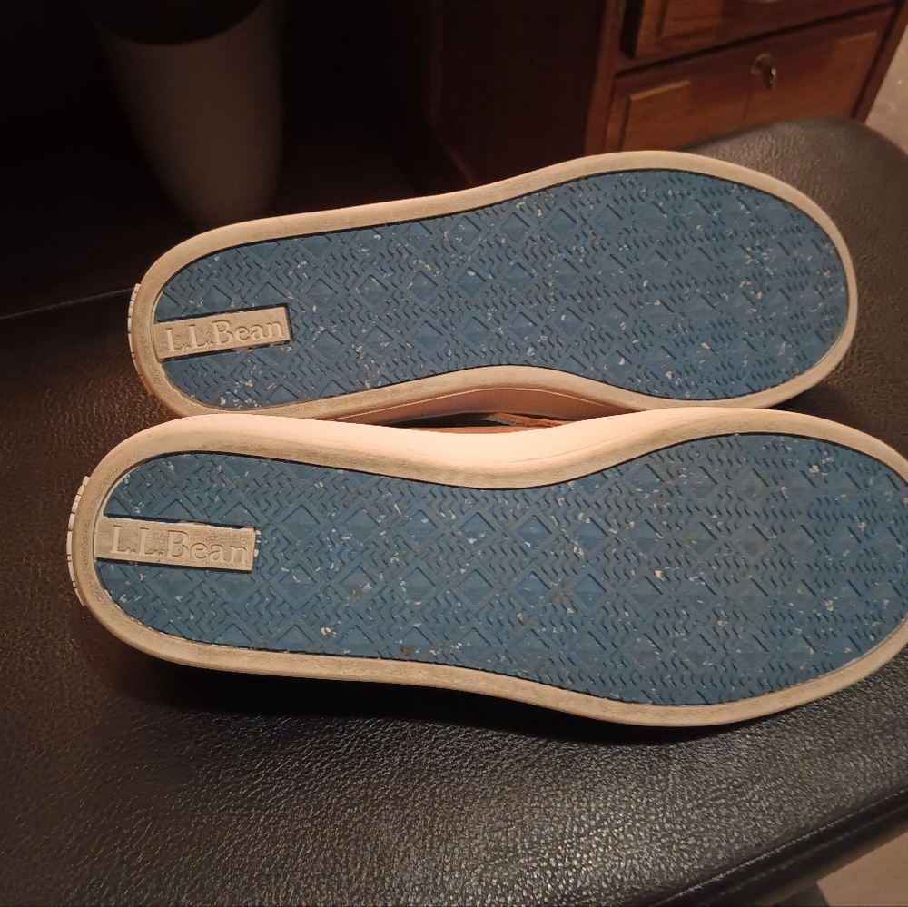 Womens Tan Leather Slip-On Loafers 7.5 - Picture 3 of 4